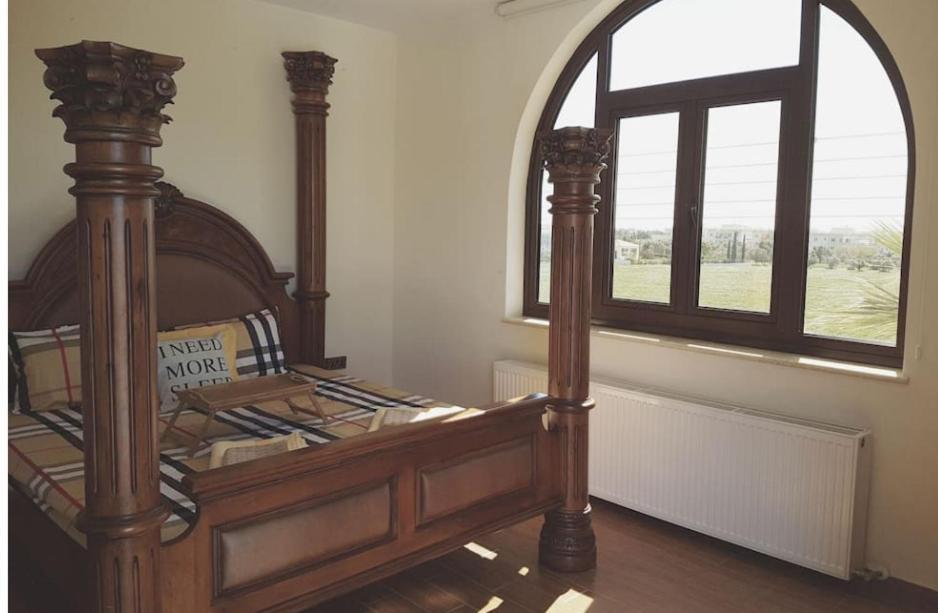 Larnaca Mansion Ideal For 3 Families Or More Kültér fotó