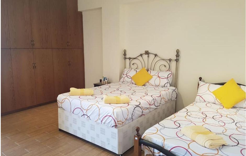 Larnaca Mansion Ideal For 3 Families Or More Kültér fotó