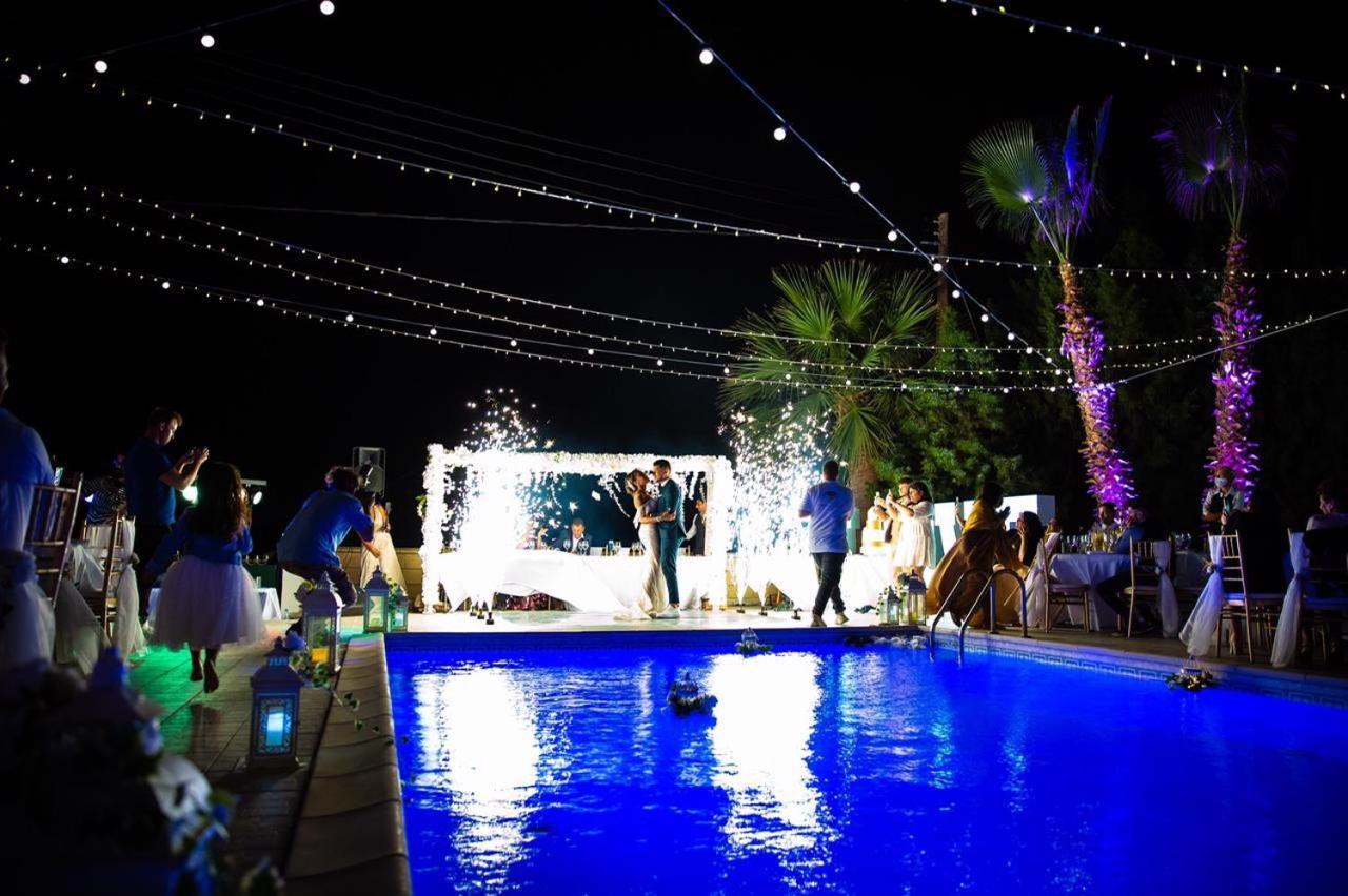 Larnaca Mansion Ideal For 3 Families Or More Kültér fotó